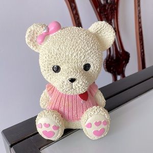 Adorable piggy bank 🎀